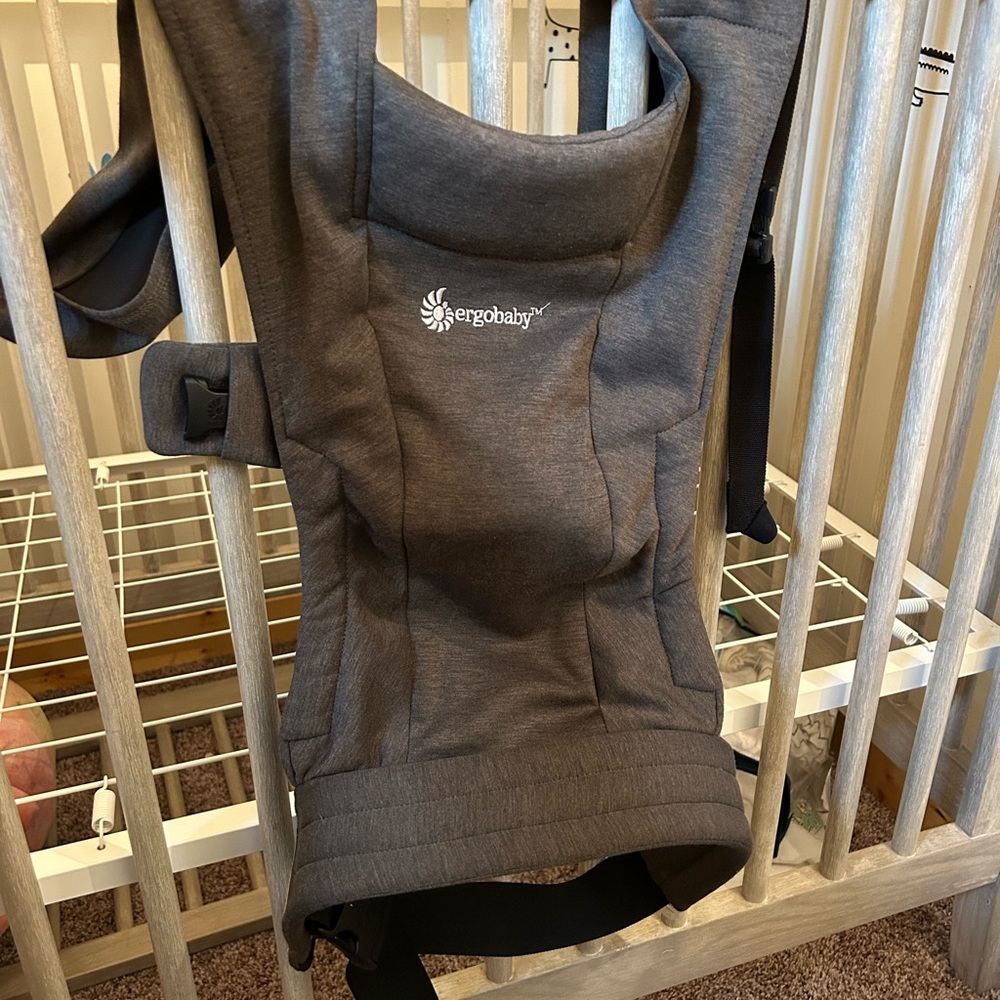Ergobaby Embrace Newborn Carrier